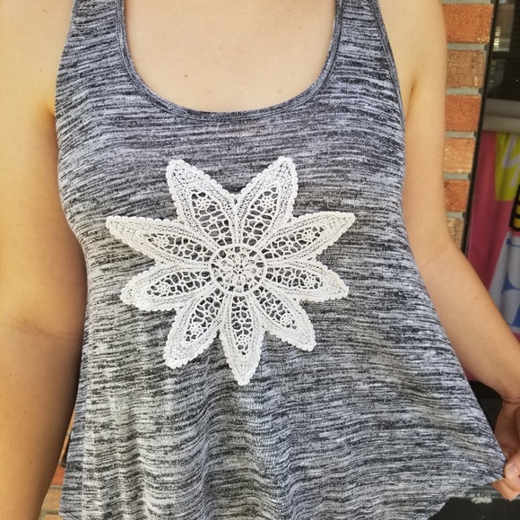 Almost Famous Tops - Flowy flower tank